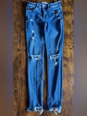 Vervet Blue Distressed Women’s Skinny Jeans